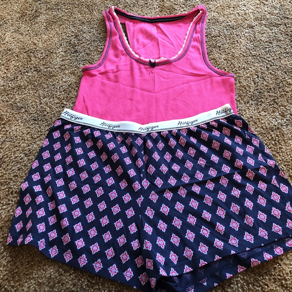 COPY - Tommy Hilfiger pajamas sets for women. - Picture 2 of 4